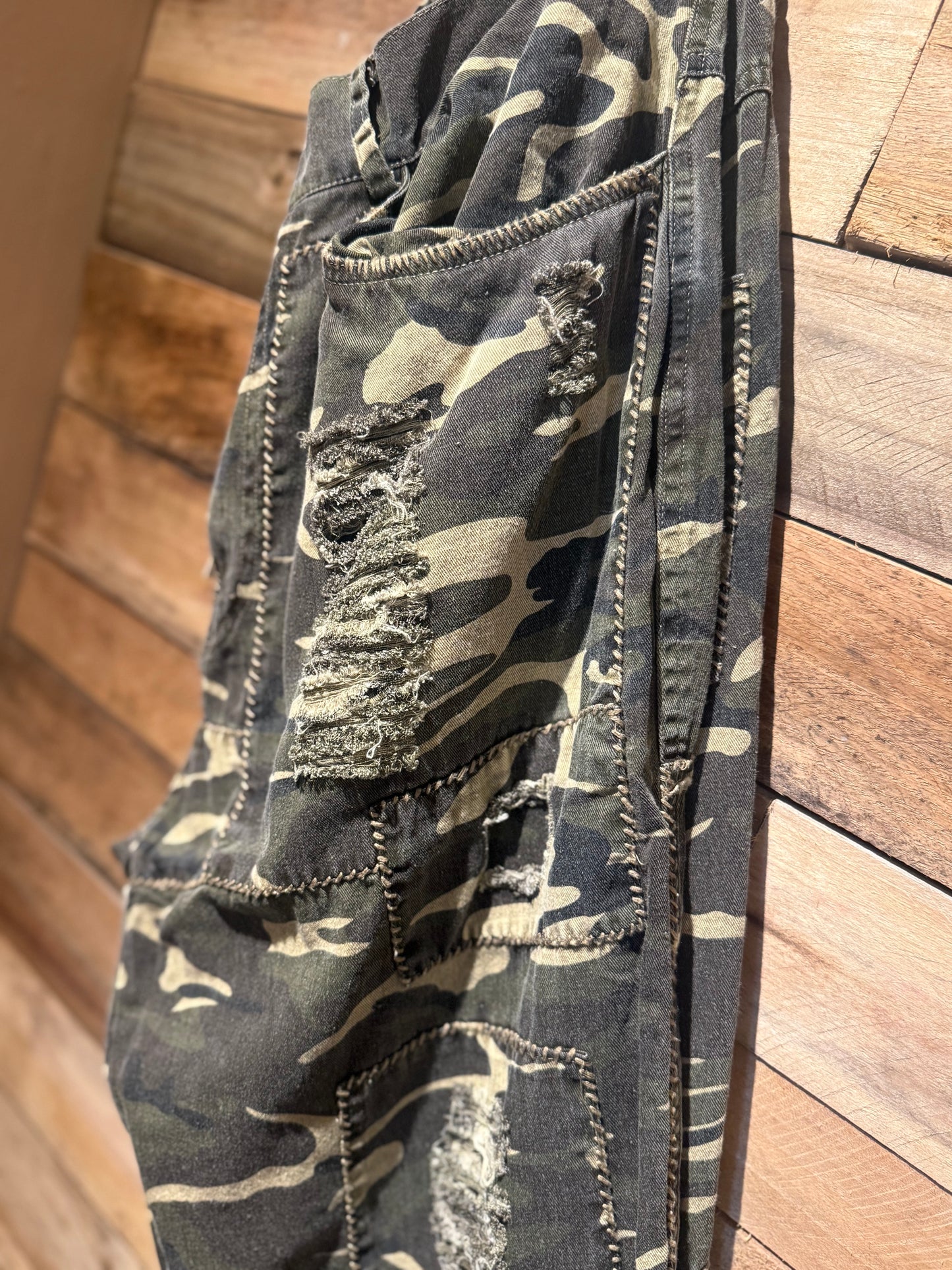 Rugged Camo Pant