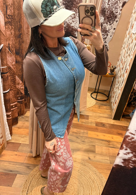 Denim split vest