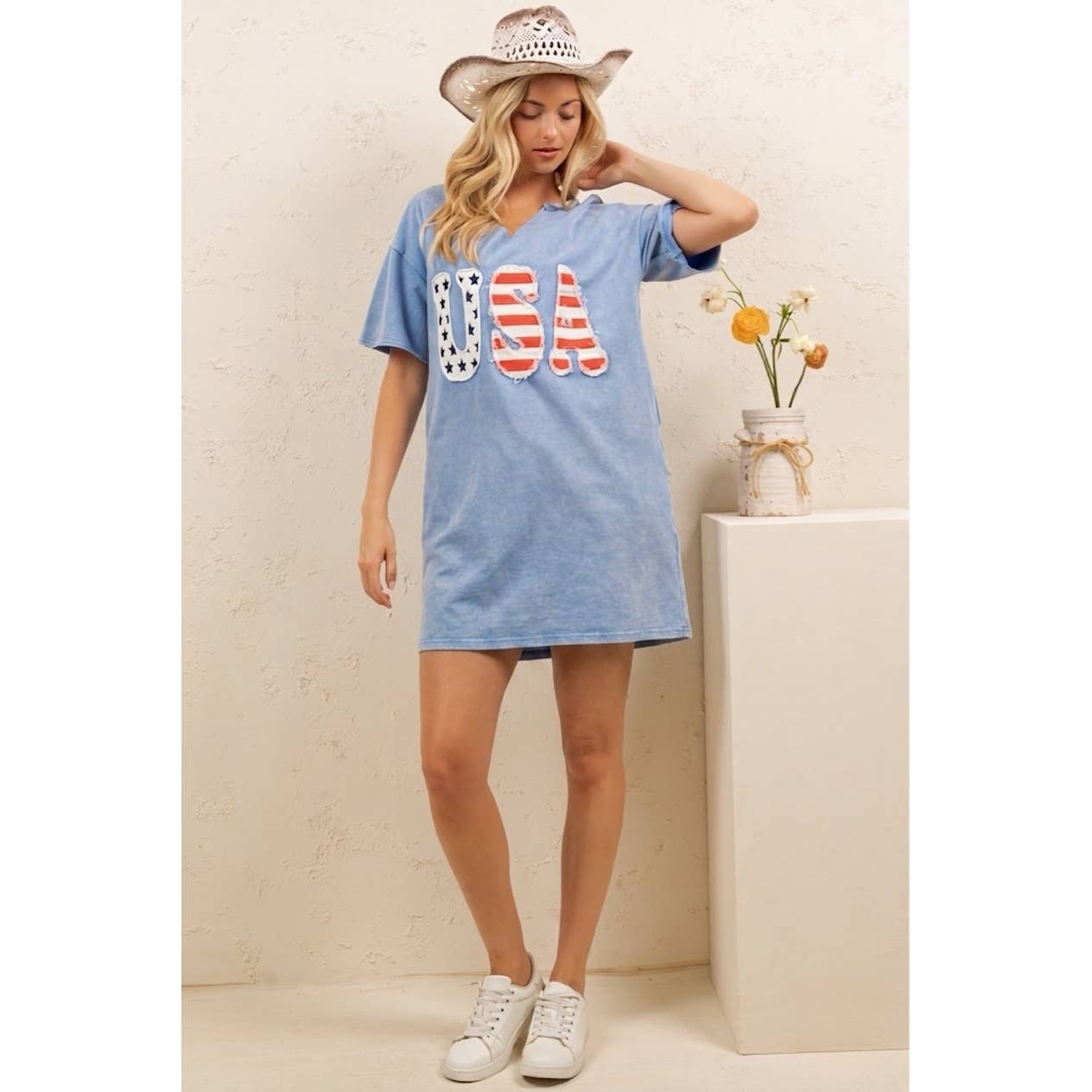 USA GRAPHIC PATCH DRESS