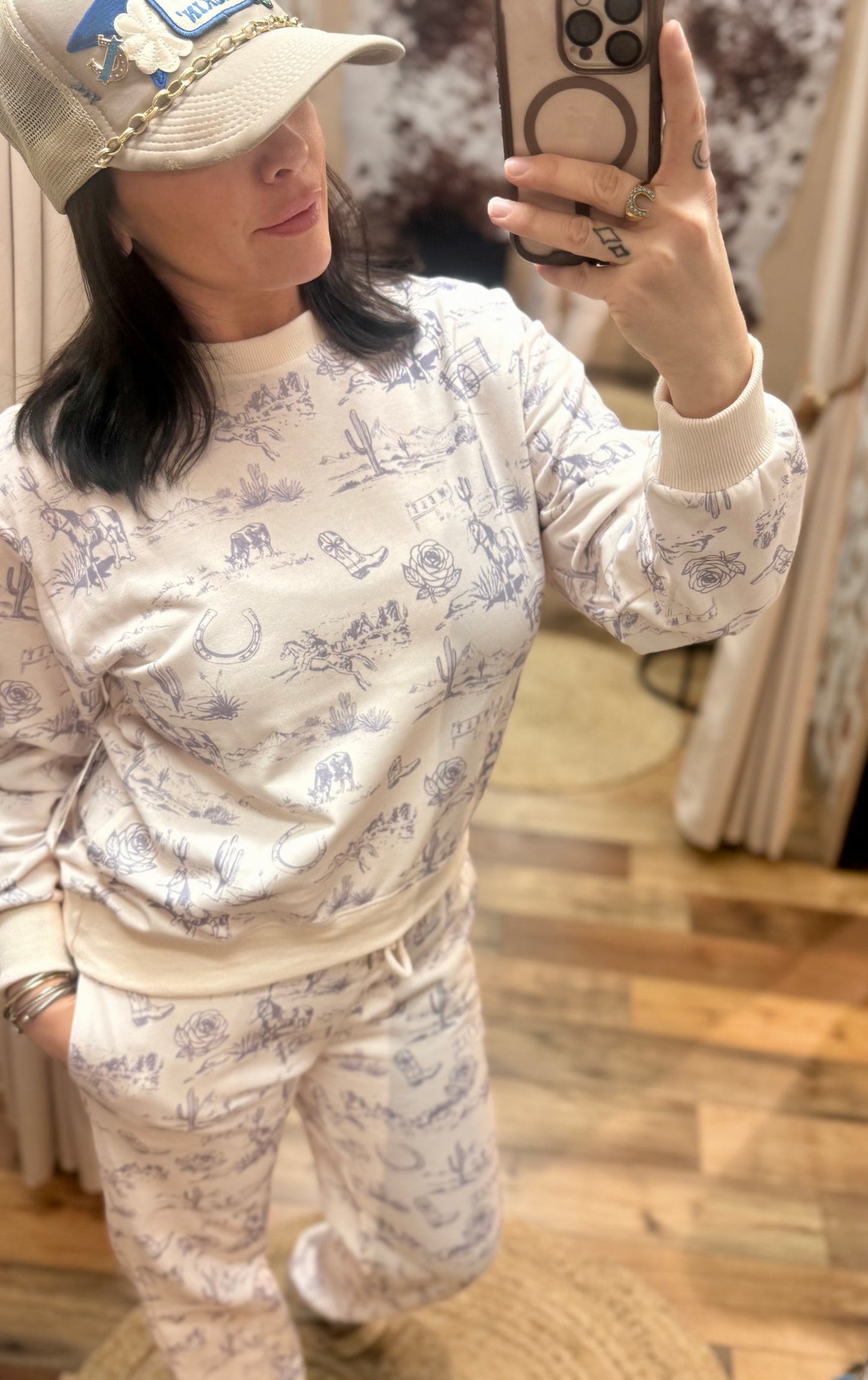 Backroads lounge crew neck