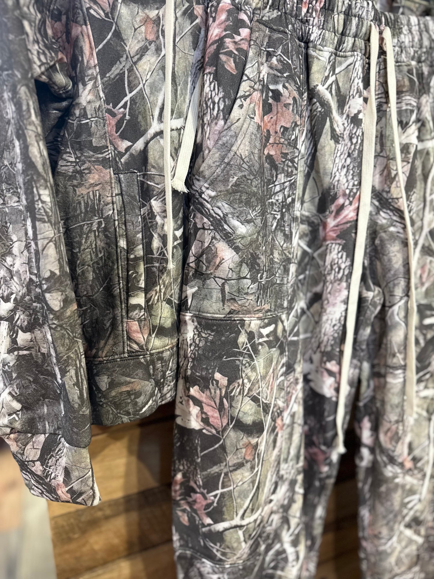 Born to be free sweatpants